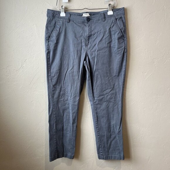 LL Bean Khaki Pants Women's Size 14 Petite‎ Classic Fit Blue Flat Front Loose - Picture 1 of 7